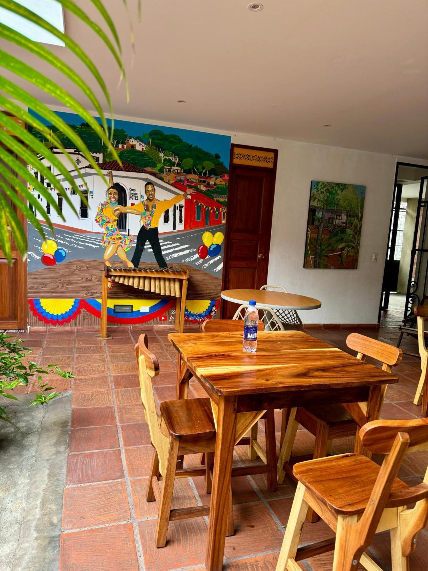 Hotel Casa Bresse Cali Eksteriør bilde