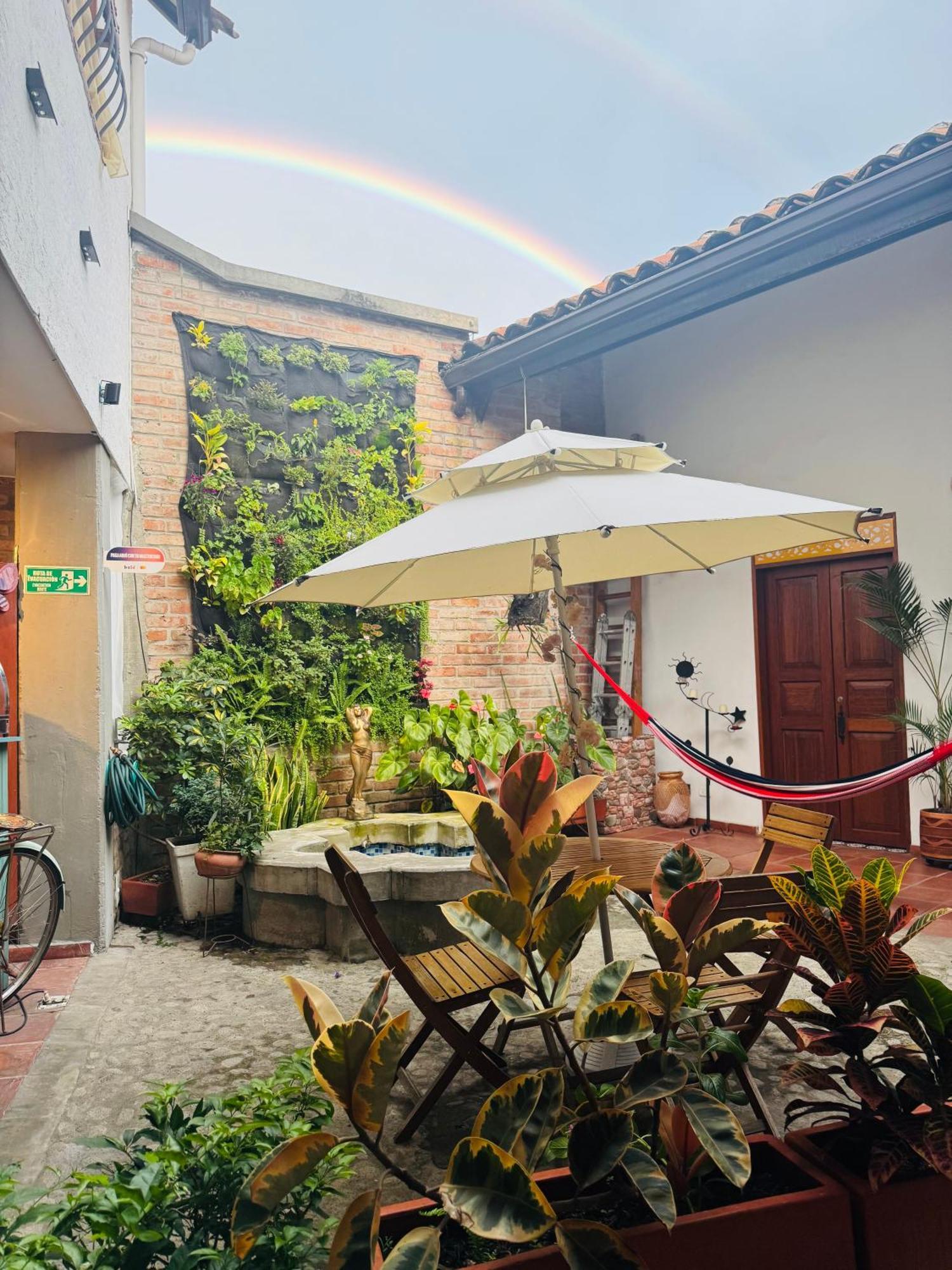 Hotel Casa Bresse Cali Eksteriør bilde